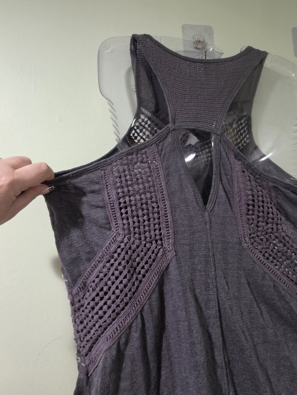 FREE PEOPLE Cut Out Beaded Tank Top Sm. - Picture 8 of 9